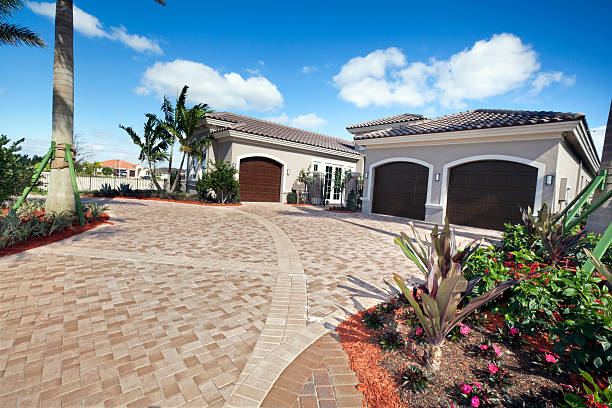 Best Professional Driveway Pavers  in Waynesburg, PA